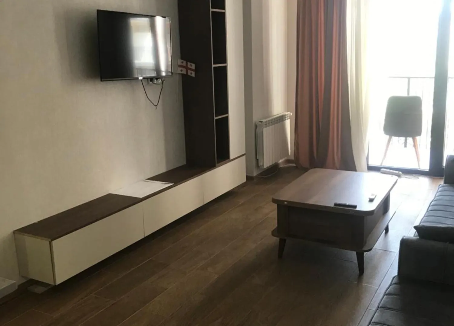 アパート Holbruk Apartament ティビリシ グルジア